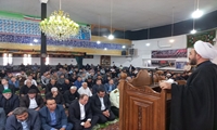 حضور غلامرضا نوری قزلجه وزیر جهاد کشاورزی در نمازجمعه بستان‌آباد