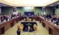 رییس‌جمهور در عمل مقلد حضرت آقا و امام بود
