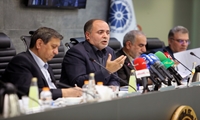 نشست شورای گفت‌وگو، با حضور نمایندگان دولت، مجلس و بخش‌خصوصی در اتاق بازرگانی، صنایع، معادن و کشاورزی ایران