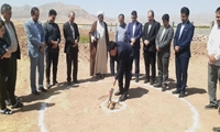 کلنگ‌زنی طرح گلخانه صنعتی دو هکتاری در کوهدشتبه مناسبت هفته دولت