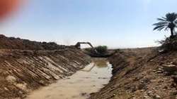 آغاز عملیات لایروبی و بهسازی انهار سنتی در آبادان 