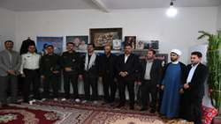 دیدار با خانواده شهید عشایری به مناسبت بزرگداشت هفته دفاع مقدس