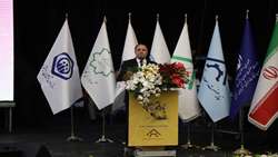 وزیر جهادکشاورزی در آیین گرامیداشت روز صنعت و معدن با حضور صنعتگران و سرمایه‌گذاران بخش خصوصی آذربایجان شرقی 