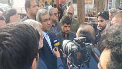 بازدید استاندار خراسان رضوی از غرفه های تنظیم بازار کالاهای اساسی در مشهد مقدس