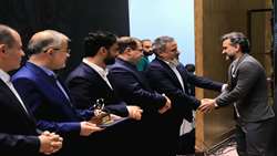 تجلیل وزیر جهادکشاورزی از برگزیدگان روابط عمومی‌ها در سال ۱۴۰۴