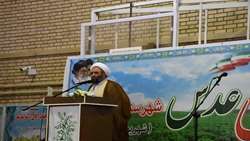 تاکید امام‌جمعه ورزقان بر اهمیت  کشاورزی مکانیزه 