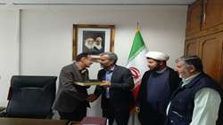 نشست  معاون آب و خاک وزارت جهاد کشاورزی با عضو شورای شهر و رییس ستاد بازسازی عتبات عالیات محمد شهرکرج