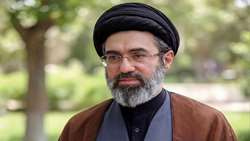 رهبر انقلاب: وجود حدّ کافی از کالاهای عمومی ضرورت قطعی است/ اولویت‌بخشی به تولید داخل