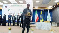 تقدیر از مربی و مدیران بسیجی برتر هرمزگان در همایش ملی جهادگران امنیت غذایی خوزستان