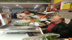 بازرسی جهاد کشاورزی از بازار تفت برای رصد قیمت‌ها و عرضه کالا