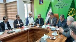 همه ارکان کشور در خدمت تولید و تامین کالاهای اساسی باشند