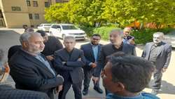 بازدید سرزده معاون هماهنگی امور اقتصادی و گردشگری استانداری یزد از روند توزیع میوه تنظیم بازار در آستانه سال  ۱۴۰۵