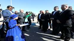 وزیر جهاد کشاورزی صبح امروز وارد شهرستان جیرفت شد‌