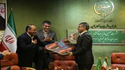 تقدیر زنان روستایی استان آذربایجان شرقی از خانواده وزیر جهادکشاورزی