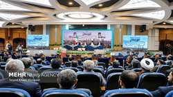 نشست مشترک رئیس جمهور و شورای برنامه‌ریزی و توسعه استان خوزستان و فعالان اقتصادی استان