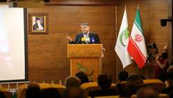 وزیر جهاد کشاورزی تاکید کرد: لزوم استفاده از ظرفیت های نوار ساحلی در تولید محصولات شیلاتی و ایجاد اشتغال در کشور