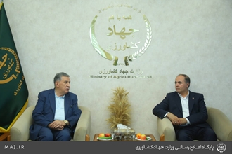  دیدار غلامرضا نوری وزیر جهاد کشاورزی با صمد حسن‌زاده رئیس و اعضای اتاق بازرگانی، صنایع، معادن و کشاورزی ایران